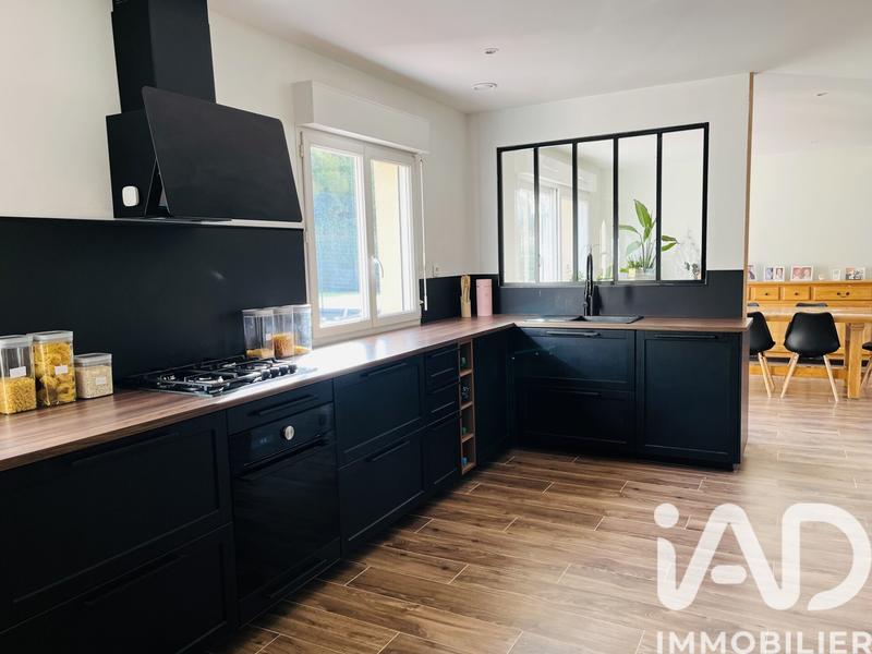 Maison - 154 m² - 7 pièces