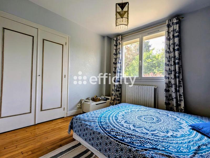 Maison - 150 m² - 8 pièces