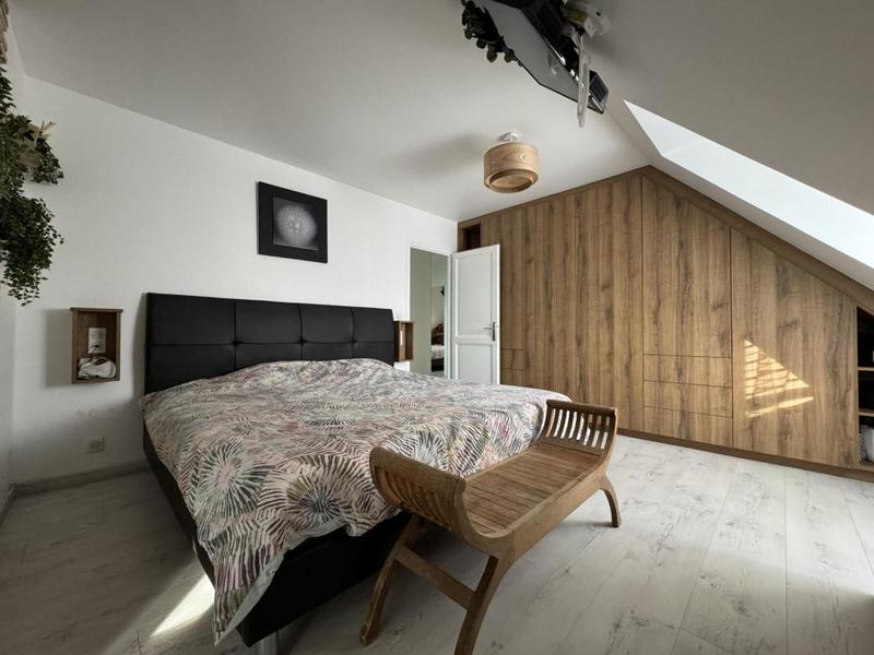 Pavillon - 142 m² - 5 pièces