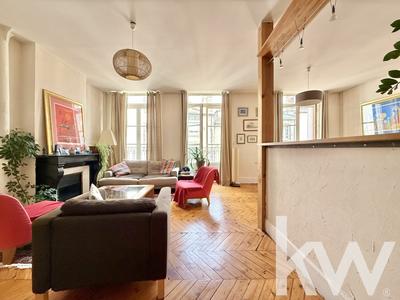 Appartement - 111 m² - 5 pièces