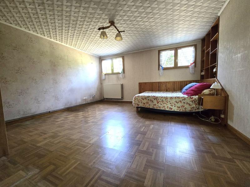 Maison - 175 m² - 7 pièces