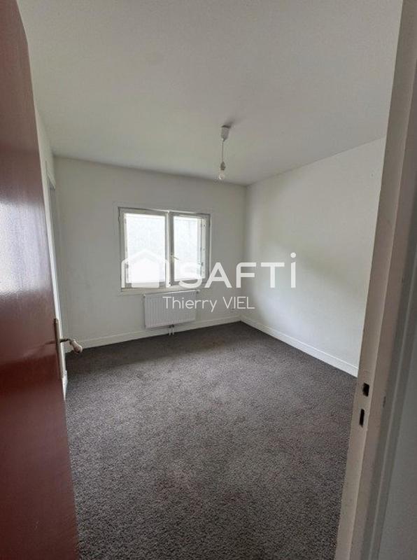 Maison - 219 m² - 8 pièces