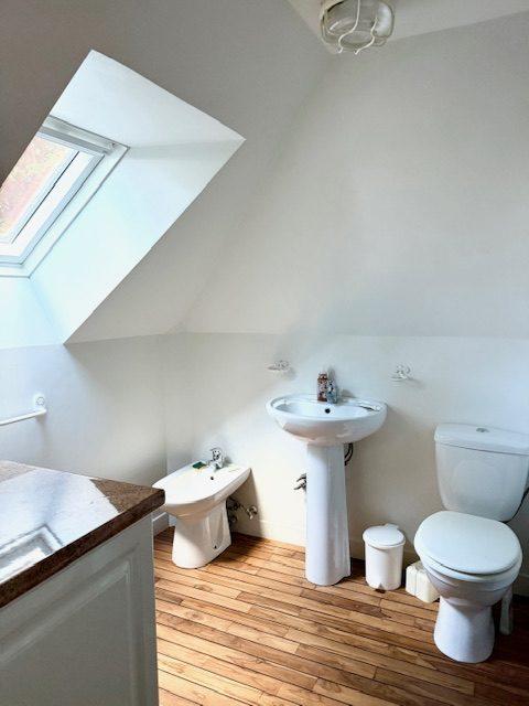 Maison - 182 m² - 7 pièces