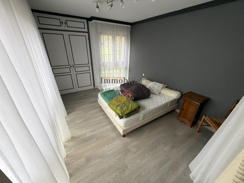 Maison - 176 m² - 5 pièces