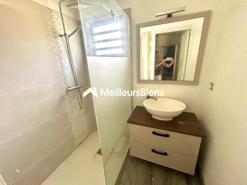 Maison - 95 m² - 3 pièces