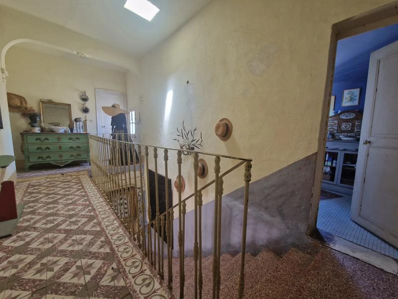 Mas - 508 m² - 13 pièces