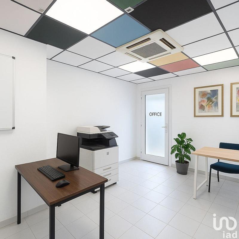 Local commercial - 242 m²