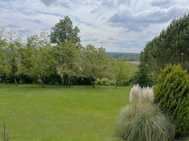 Maison - 231 m² - 8 pièces