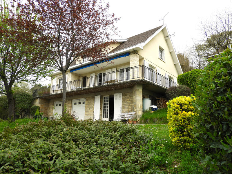 Maison - 165 m² - 6 pièces