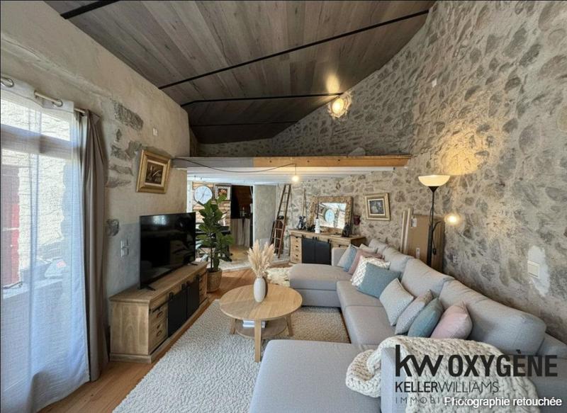 Maison en pierre - 98 m² - 4 pièces