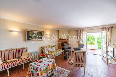 Villa - 181 m² - 7 pièces