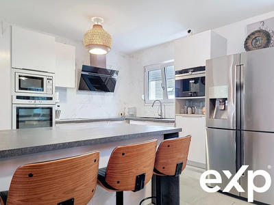 Appartement - 133 m² - 4 pièces