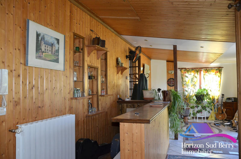 Maison - 295 m² - 12 pièces