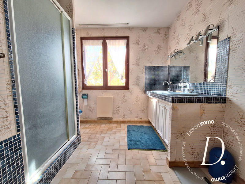 Villa - 163 m² - 6 pièces