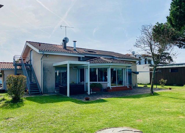 Maison - 160 m² - 7 pièces