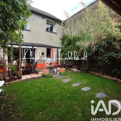 Maison - 104 m² - 5 pièces