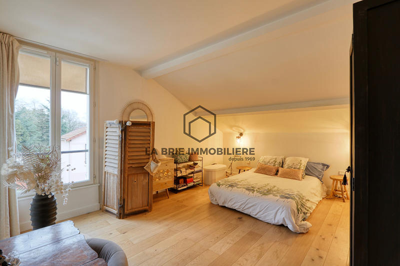 Maison - 122 m² - 6 pièces