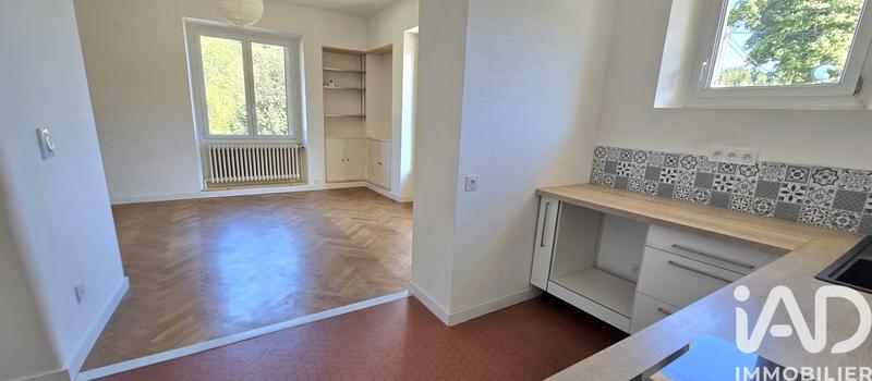 Appartement - 90 m² - 3 pièces