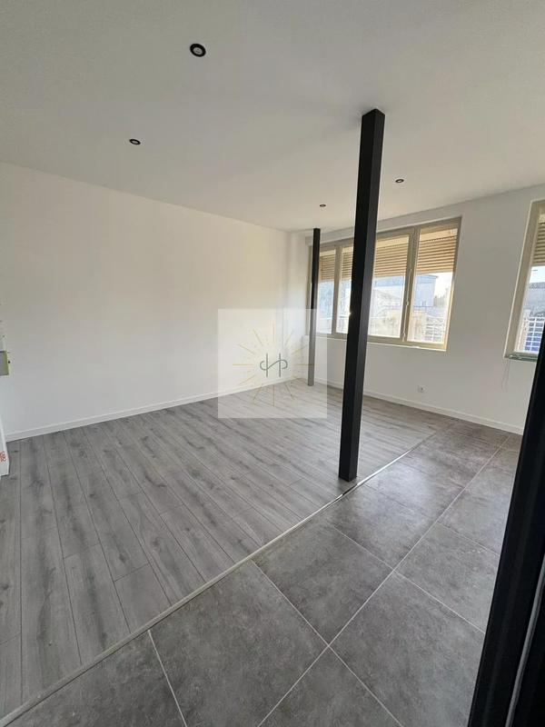 Appartement - 75 m² - 4 pièces