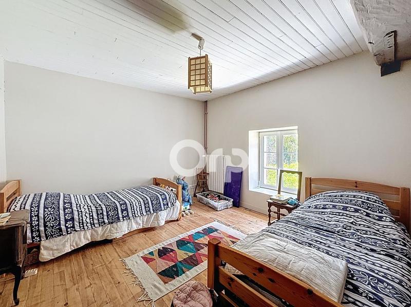 Maison - 174 m² - 7 pièces