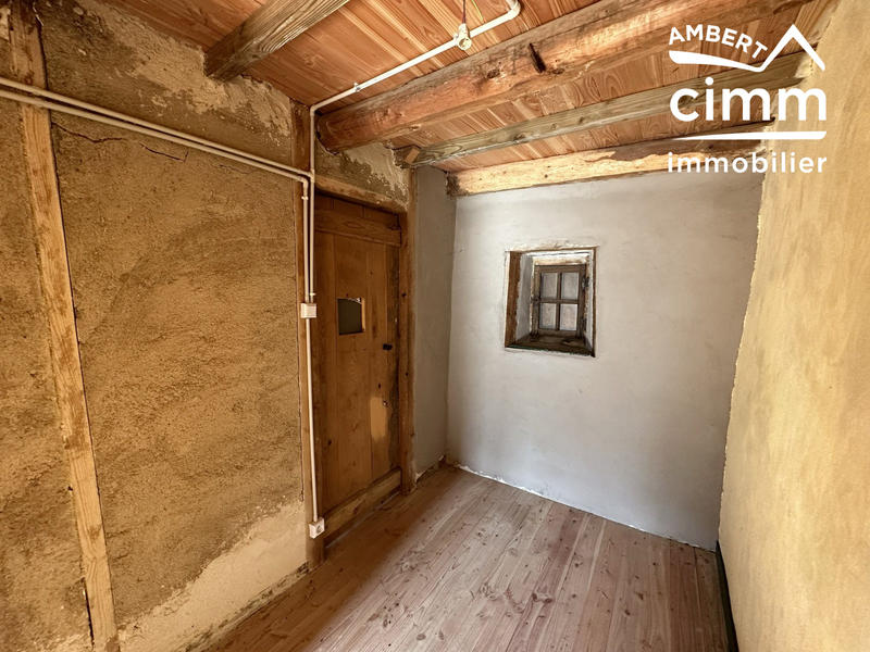 Maison traditionnelle - 70 m² - 6 pièces