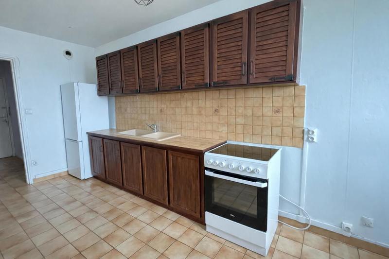 Appartement ancien - 66 m² - 3 pièces