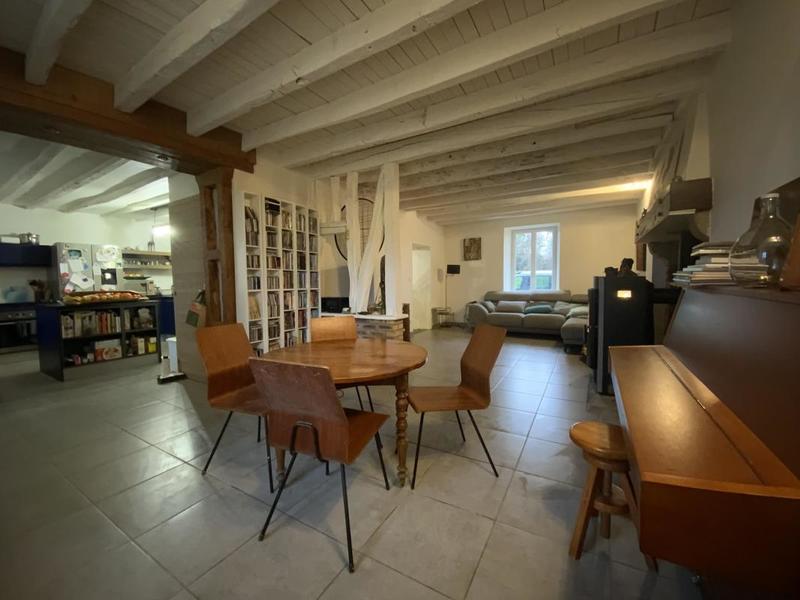 Maison - 166 m² - 6 pièces