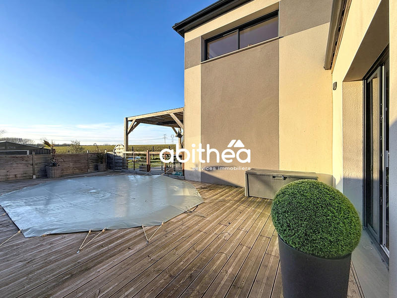 Maison - 171 m² - 8 pièces