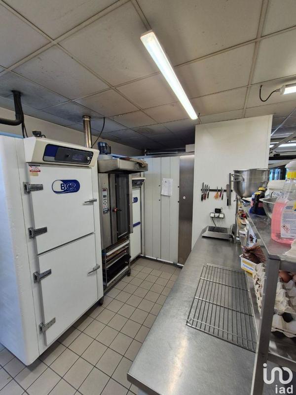 Local commercial - 220 m²