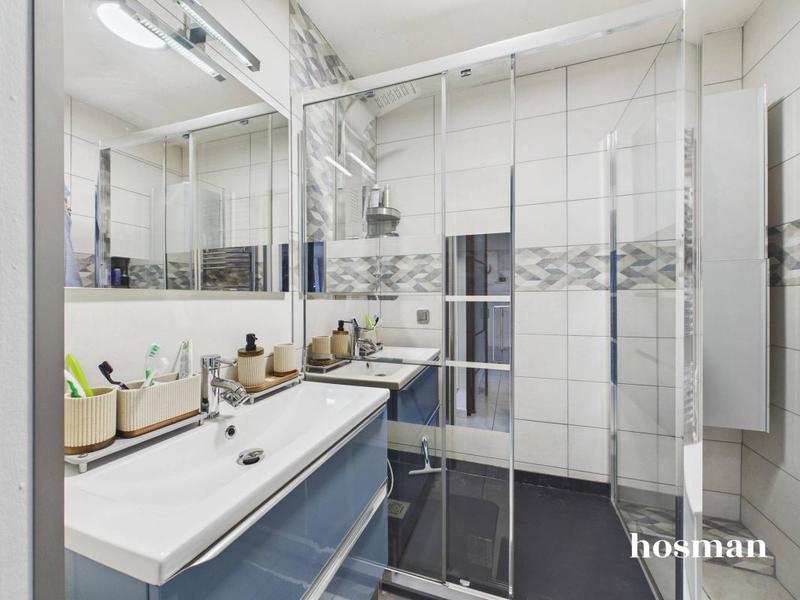 Appartement - 83 m² - 4 pièces