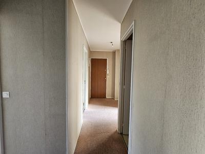 Appartement - 70 m² - 4 pièces