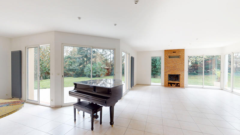 Maison - 193 m² - 6 pièces