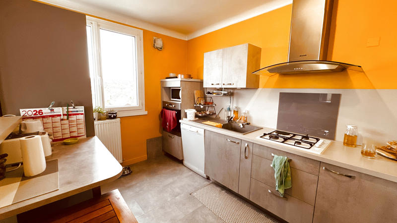 Appartement - 80 m² - 4 pièces