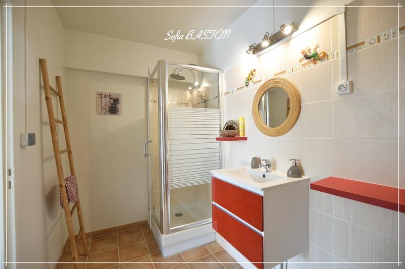 Maison - 99 m² - 4 pièces