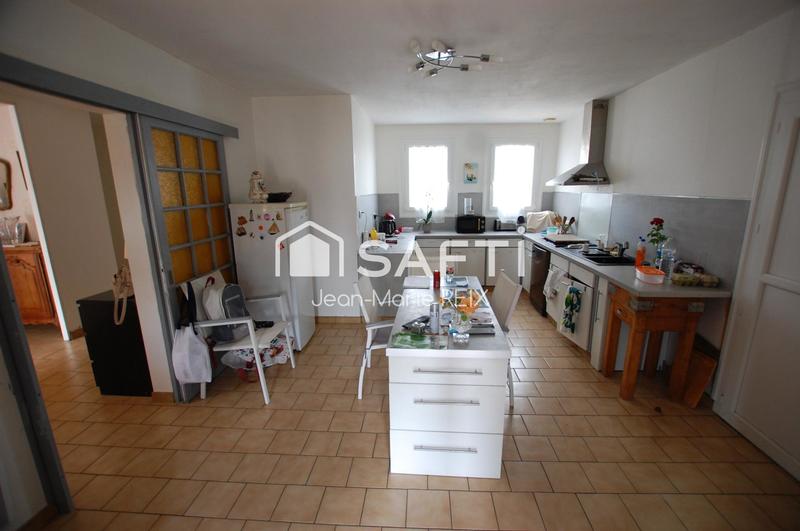 Maison - 138 m² - 5 pièces