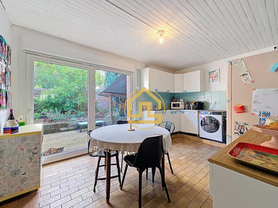 Maison - 121 m² - 5 pièces