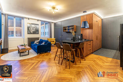 Appartement - 72 m² - 3 pièces