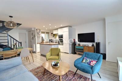 Maison - 88 m² - 4 pièces