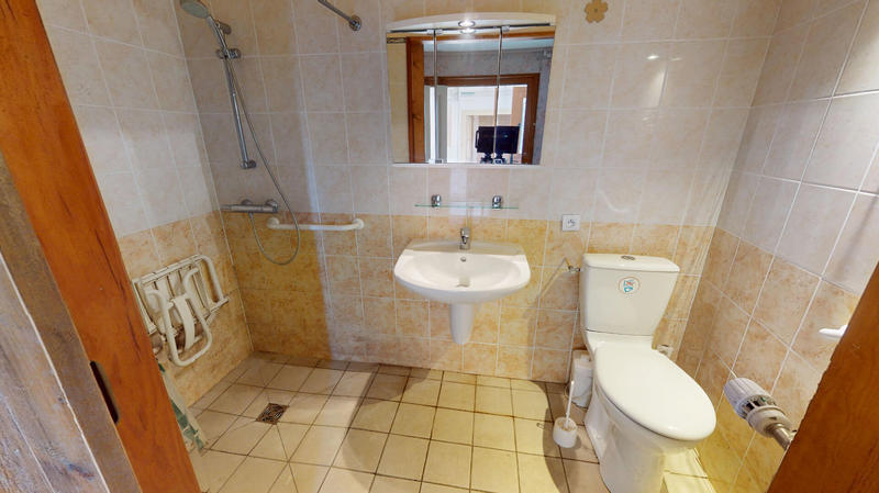 Maison - 172 m² - 10 pièces