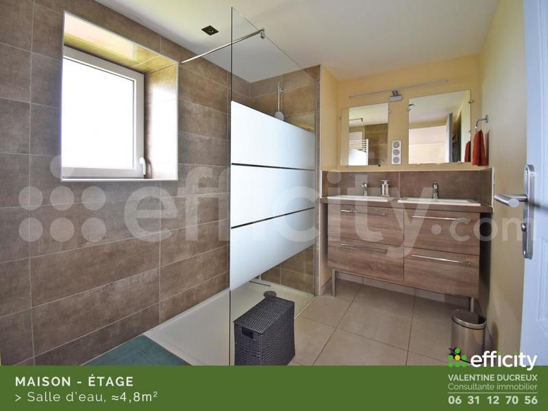 Maison - 160 m² - 7 pièces