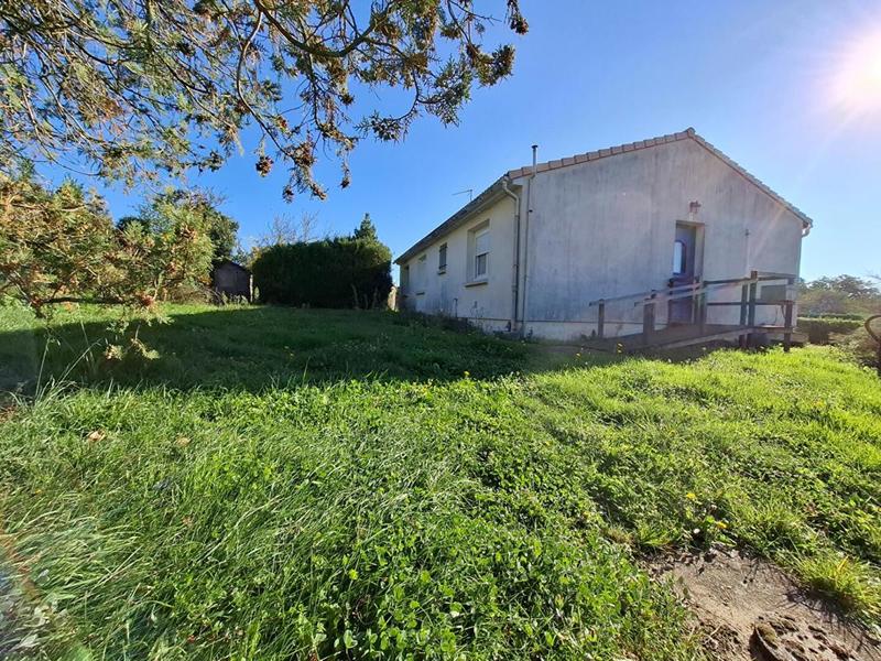 Maison - 92 m² - 5 pièces