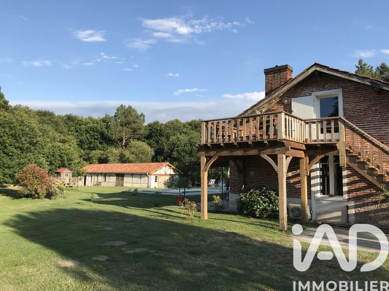 Maison de campagne - 250 m² - 7 pièces