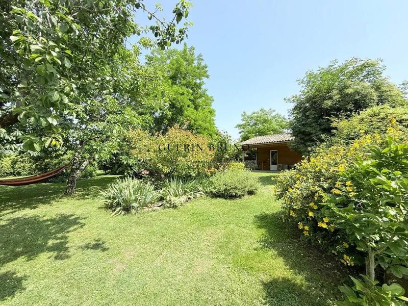 Maison - 180 m² - 6 pièces