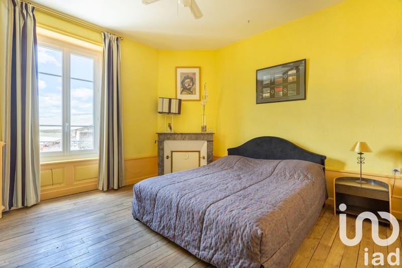 Appartement - 166 m² - 5 pièces