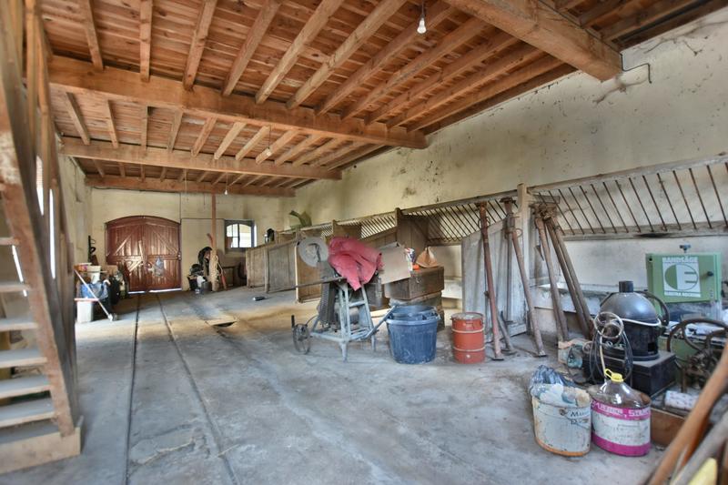 Ferme - 319 m² - 11 pièces