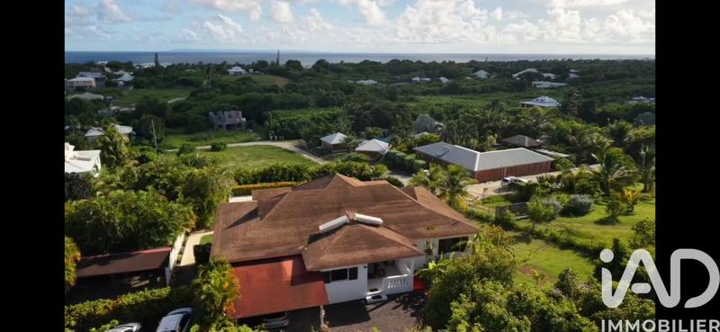 Maison - 246 m² - 10 pièces