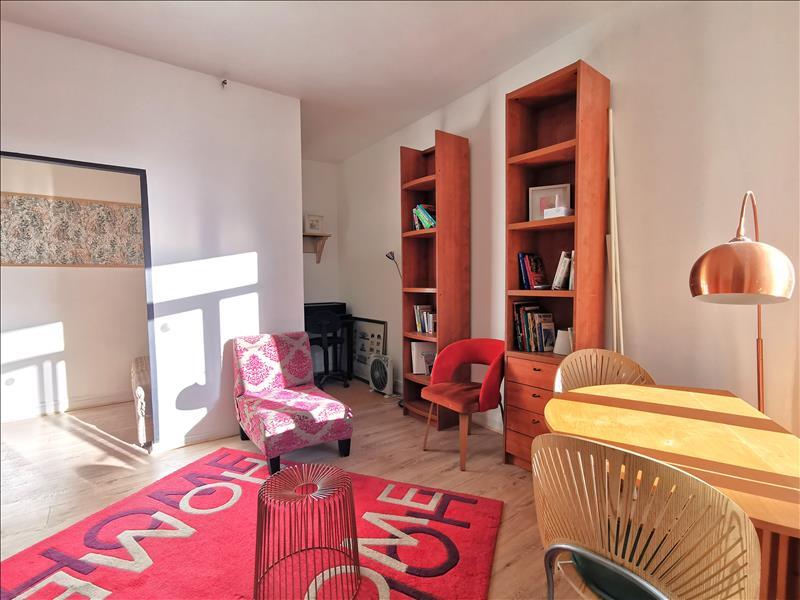 Studio - 34 m² - 1 pièce