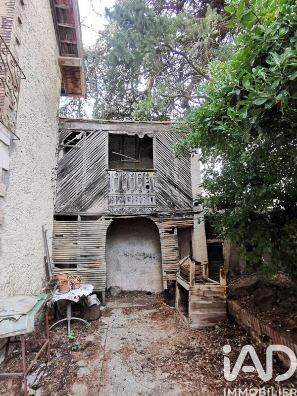 Maison - 210 m² - 9 pièces