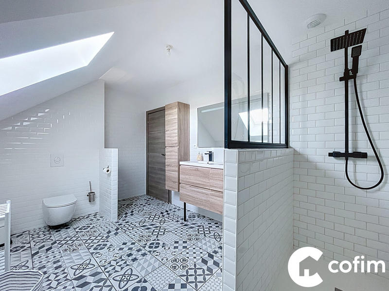 Maison - 157 m² - 6 pièces