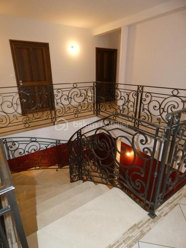 Maison d'architecte - 377 m² - 9 pièces